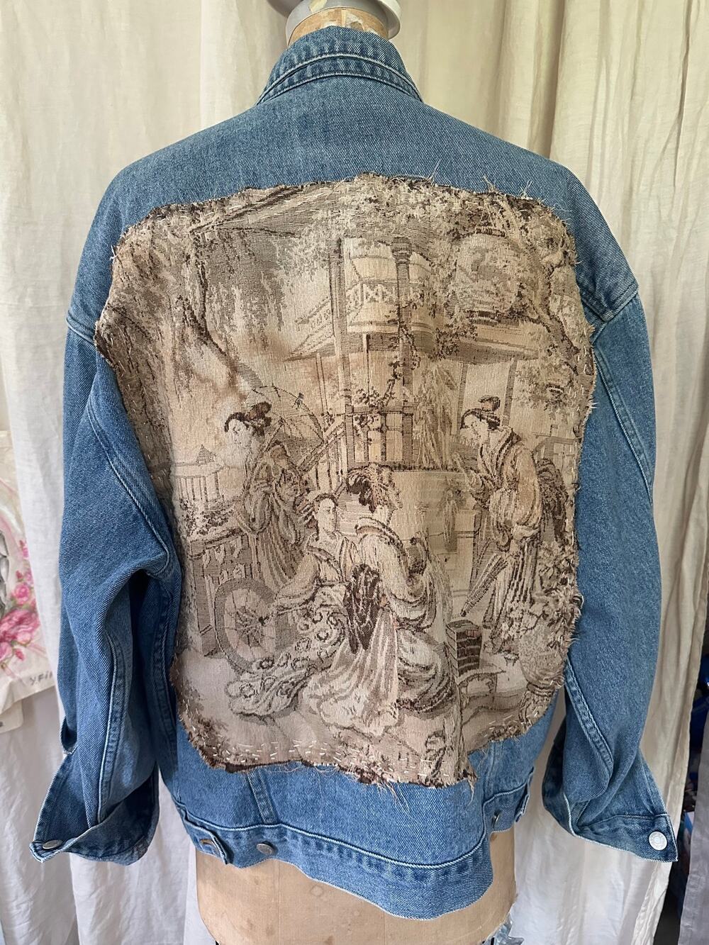Vintage reworked EDDIE BAUER Denim Jacket Oversized Men’s M woman L tapestry